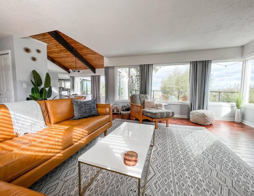Sunrise Escape - Close To The Beach! Victoria Exterior foto